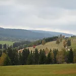 Apartment Straznica Pod Lasem *