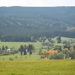Apartment Straznica Pod Lasem *