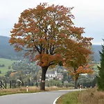 Straznica Pod Lasem Apartment