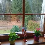 Straznica Pod Lasem Apartment