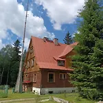 Straznica Pod Lasem Apartment