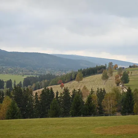 公寓 Straznica Pod Lasem *