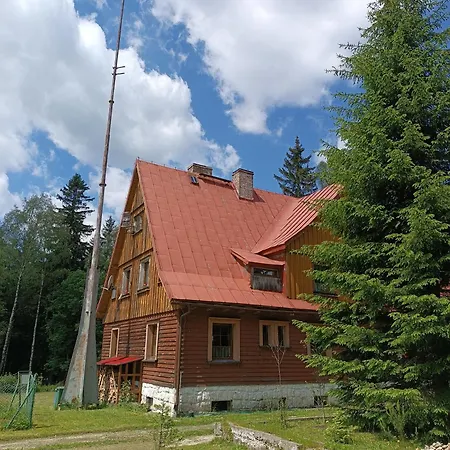 Straznica Pod Lasem Apartment