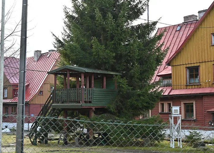 Straznica Pod Lasem Apartment *